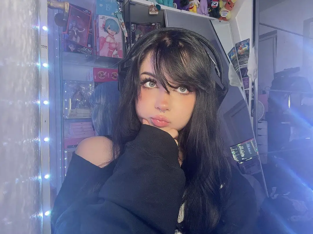 Laurinchhhe (Laura) StreamRant Wiki